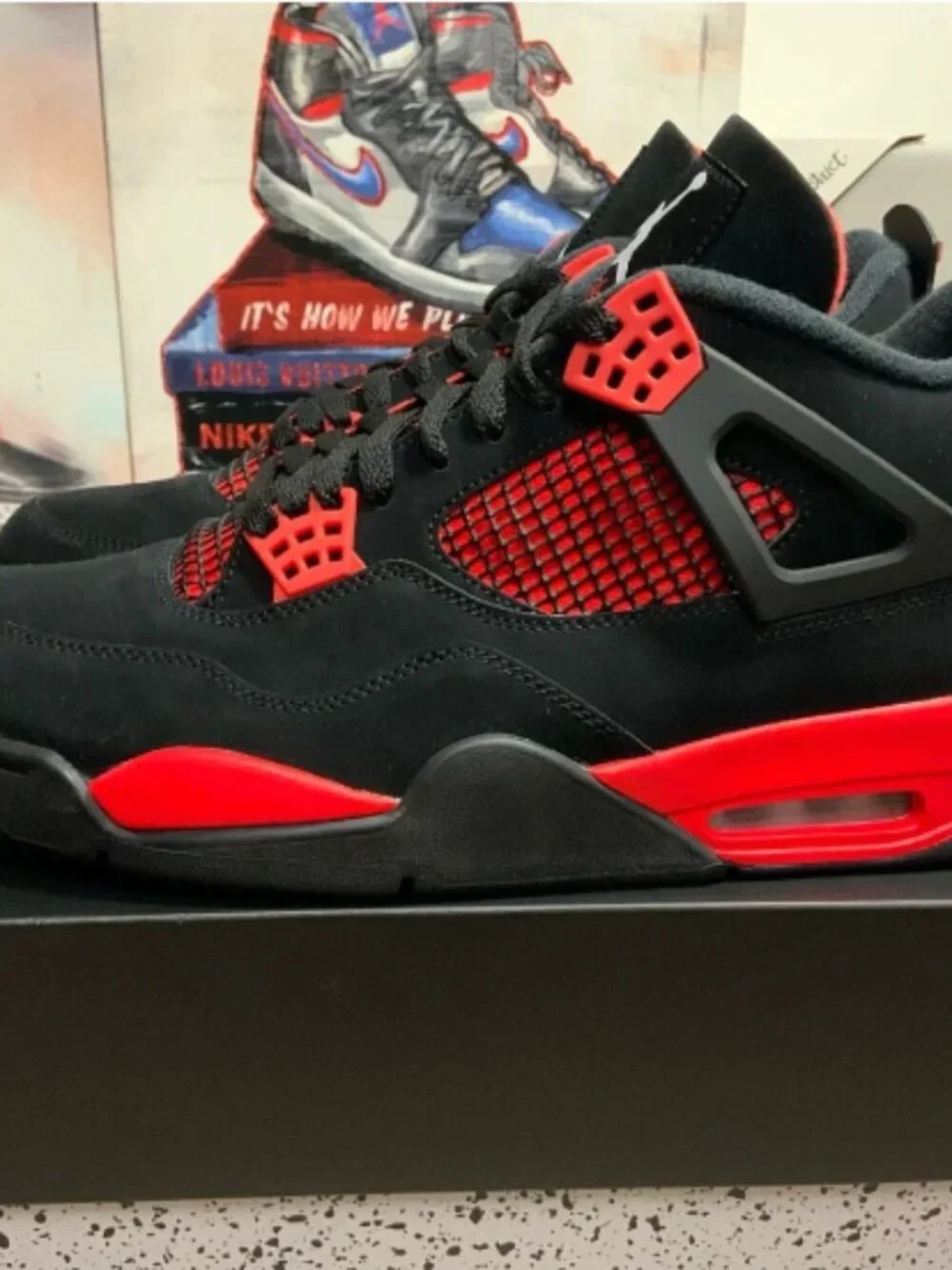 New Air Jordan 4 Retro “Red Thunder”